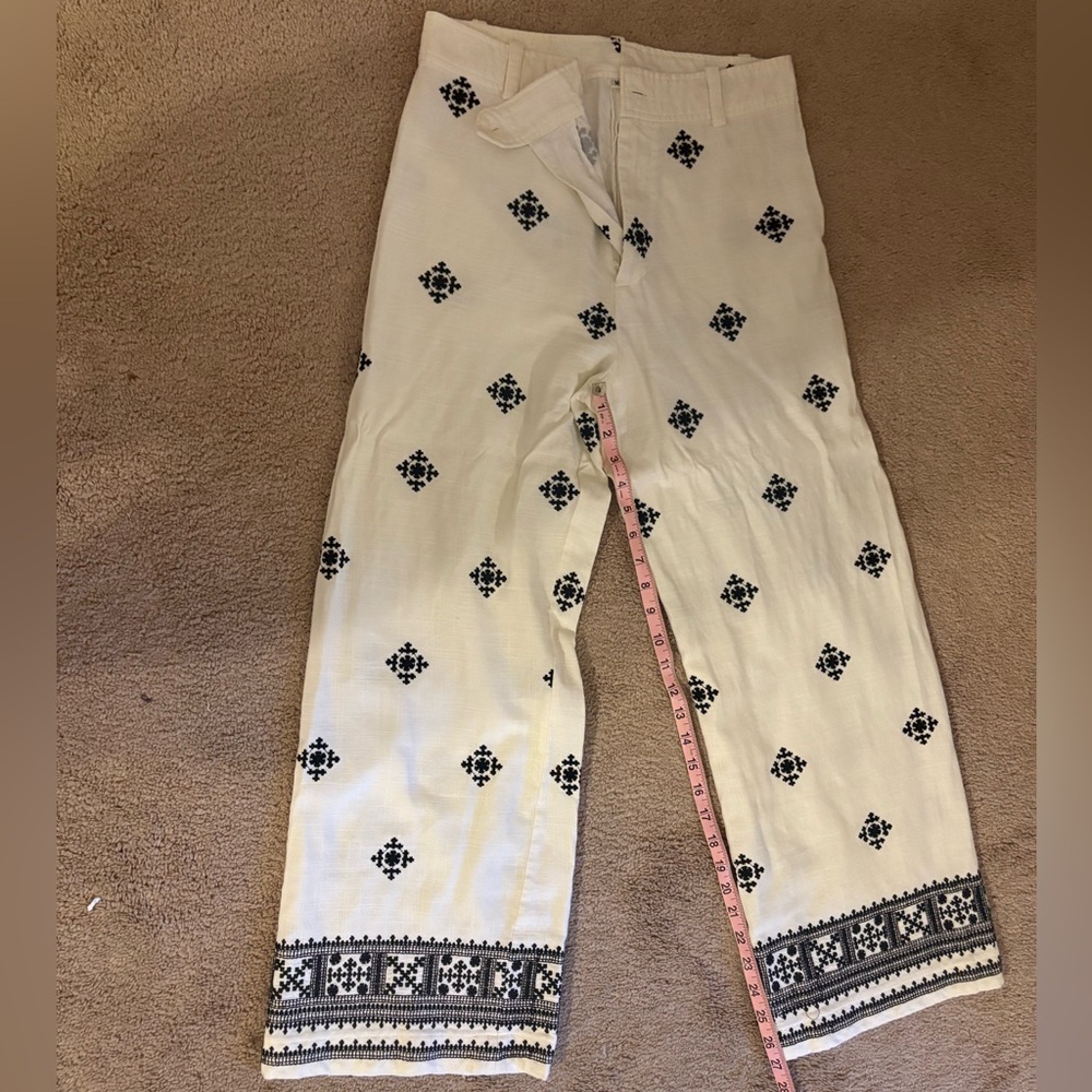 NWOT Women’s Linen Ankle Pants size Medium